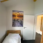 N4 Haus In Nordseenaehe Mit Terrasse Und Garten By Interhome