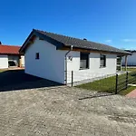 N4 Haus In Nordseenaehe Mit Terrasse Und Garten By Interhome