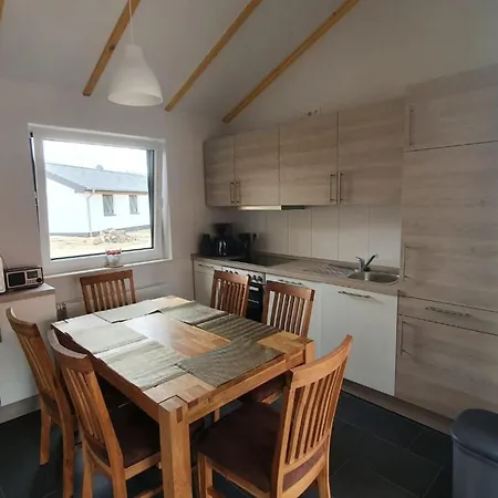N4 Haus In Nordseenaehe Mit Terrasse Und Garten By Interhome Prázdninový dům Grosswurden