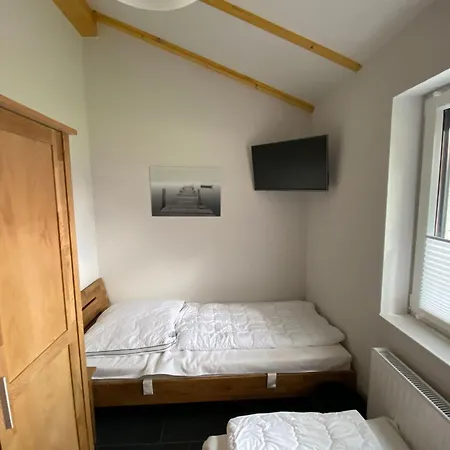 N4 Haus In Nordseenaehe Mit Terrasse Und Garten By Interhome *