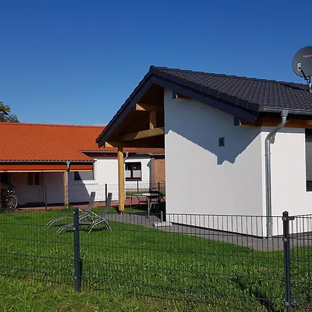 N4 Haus In Nordseenaehe Mit Terrasse Und Garten By Interhome Grosswurden